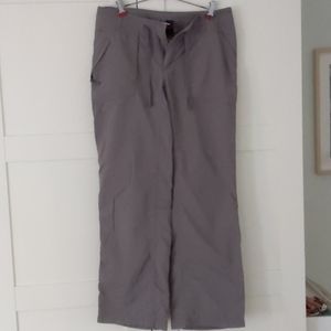 North Face Hiking pants/cropped pant